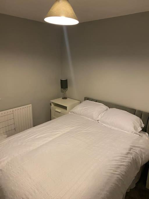 Cosy 1 Bed Home @סטבנאייג' מראה חיצוני תמונה